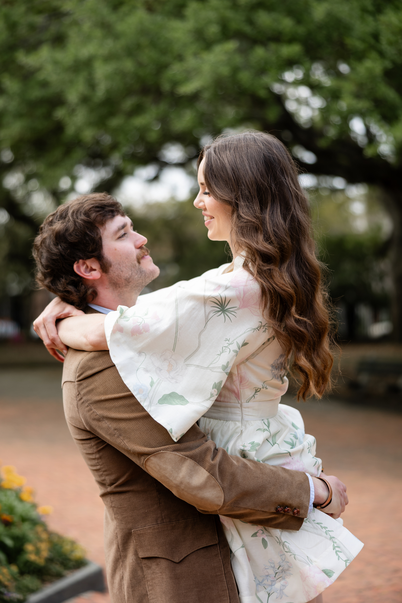 engagement session in charleston gardens